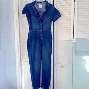 Celebrity Pink DenimJumpsuit. Short sleeve has stretch. Worn once.
